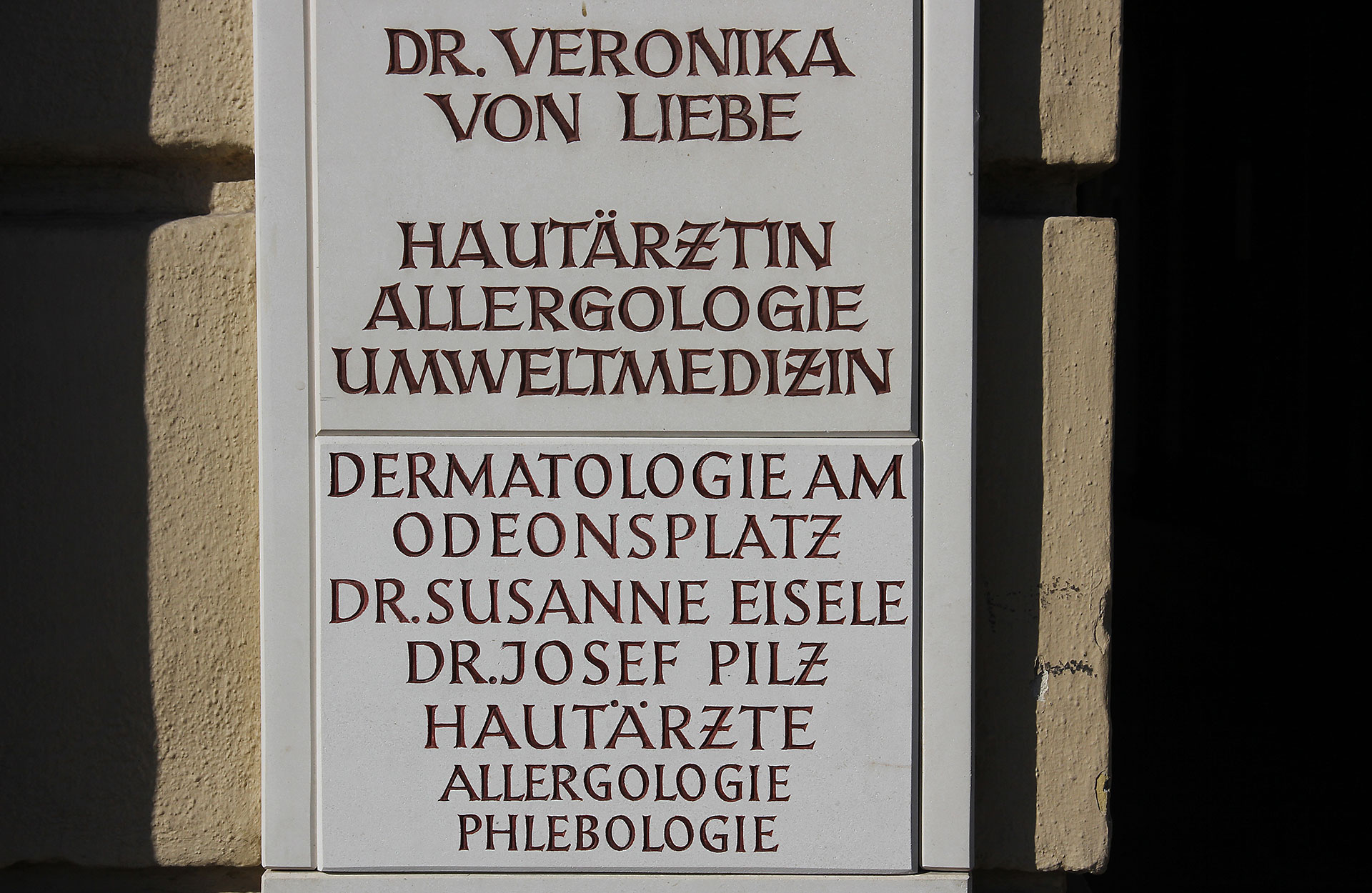 Dermatologie am Odeonsplatz, Ärztegemeinschaft